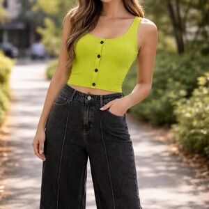 NWOT Vibrant Lime Button-Front Crop Top Size M